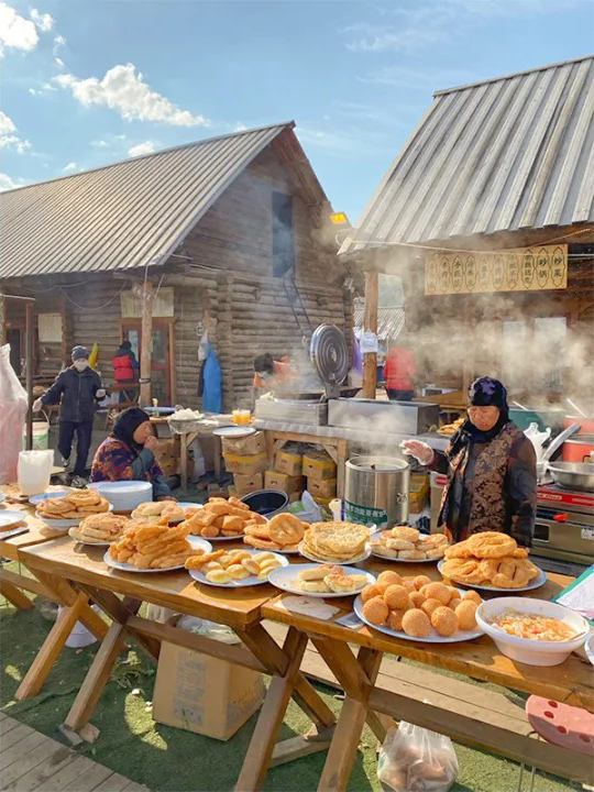 新疆旅游秋季七日游最佳路线：北疆环线上的秋日童话盛宴