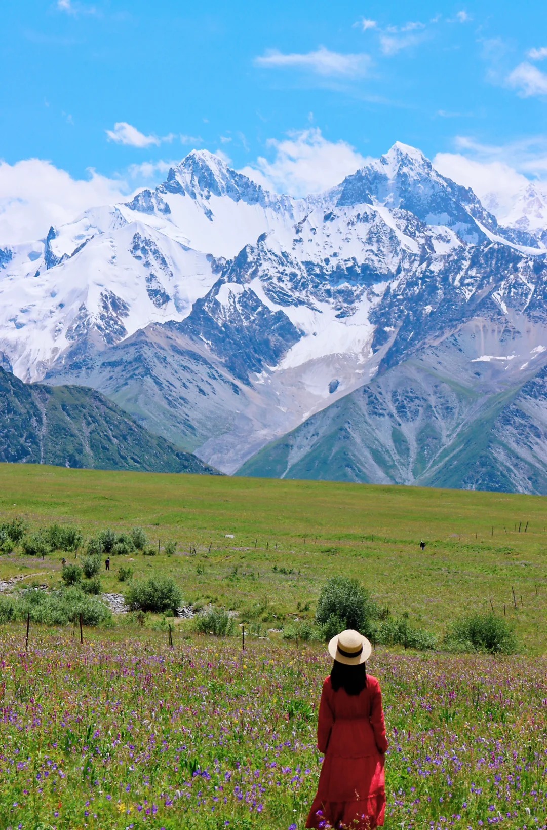 外国人能到新疆旅游吗？最新政策、安全指南与绝美行程全攻略