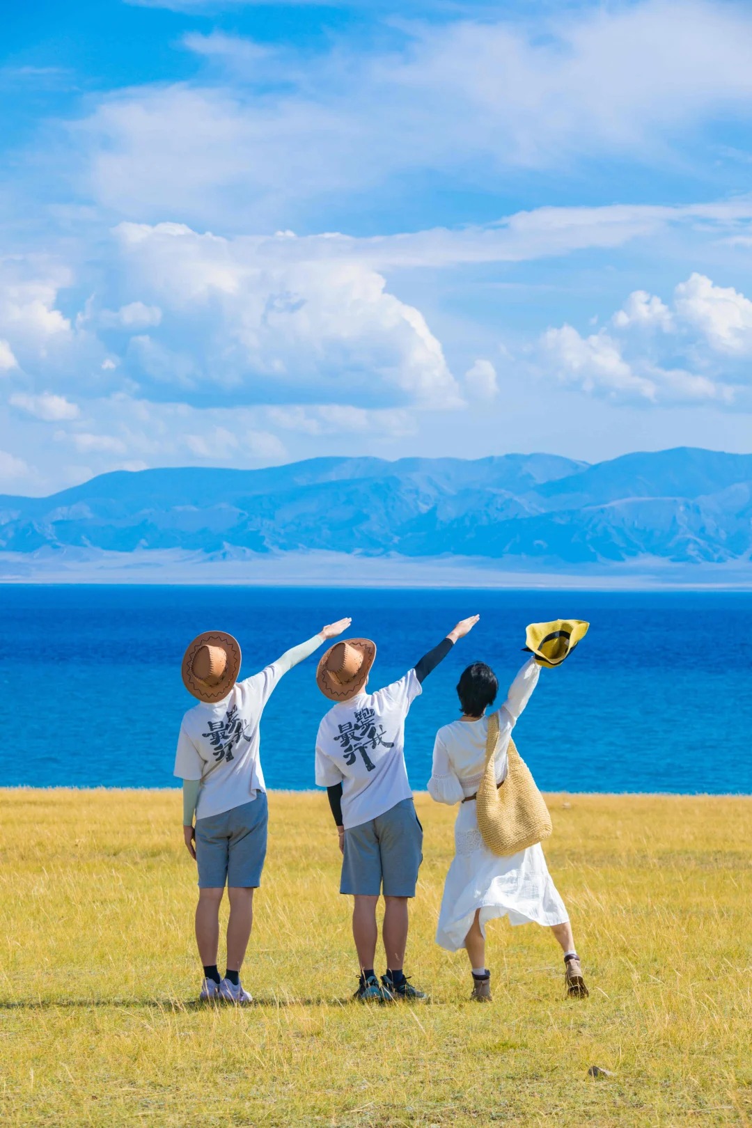 新疆旅游官网：旅行社推荐与热门旅游线路权威指南