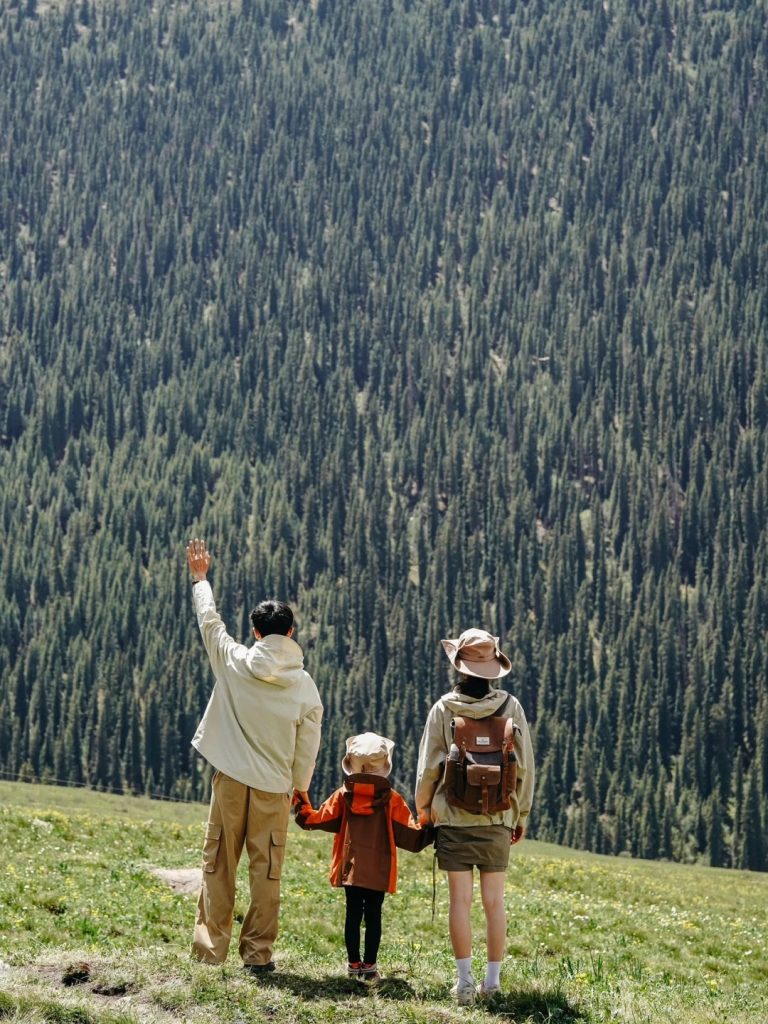 新疆旅行社有哪些？新疆靠谱旅行社推荐及新疆国旅核心优势解析