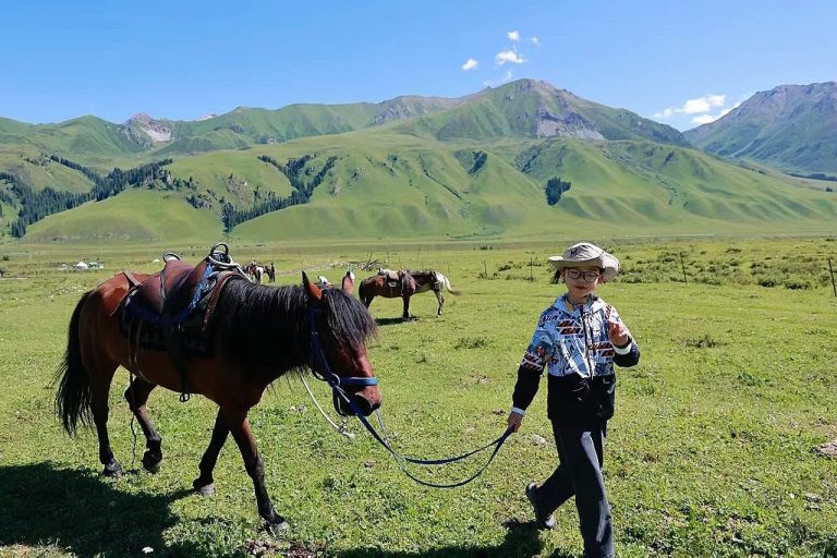 新疆六月人多吗？—深度解析六月新疆旅游热潮