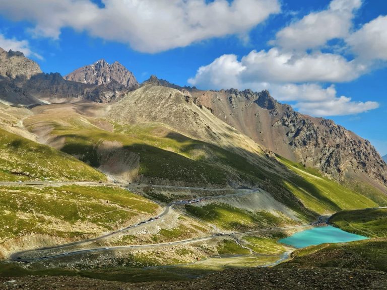 2026年独库公路通车时间确定！自驾路线/景点/住宿全攻略