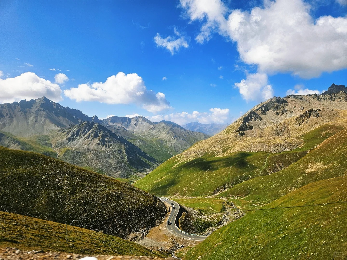 2026独库公路开通时间预测！独库公路自驾全攻略+路线规划+避坑指南